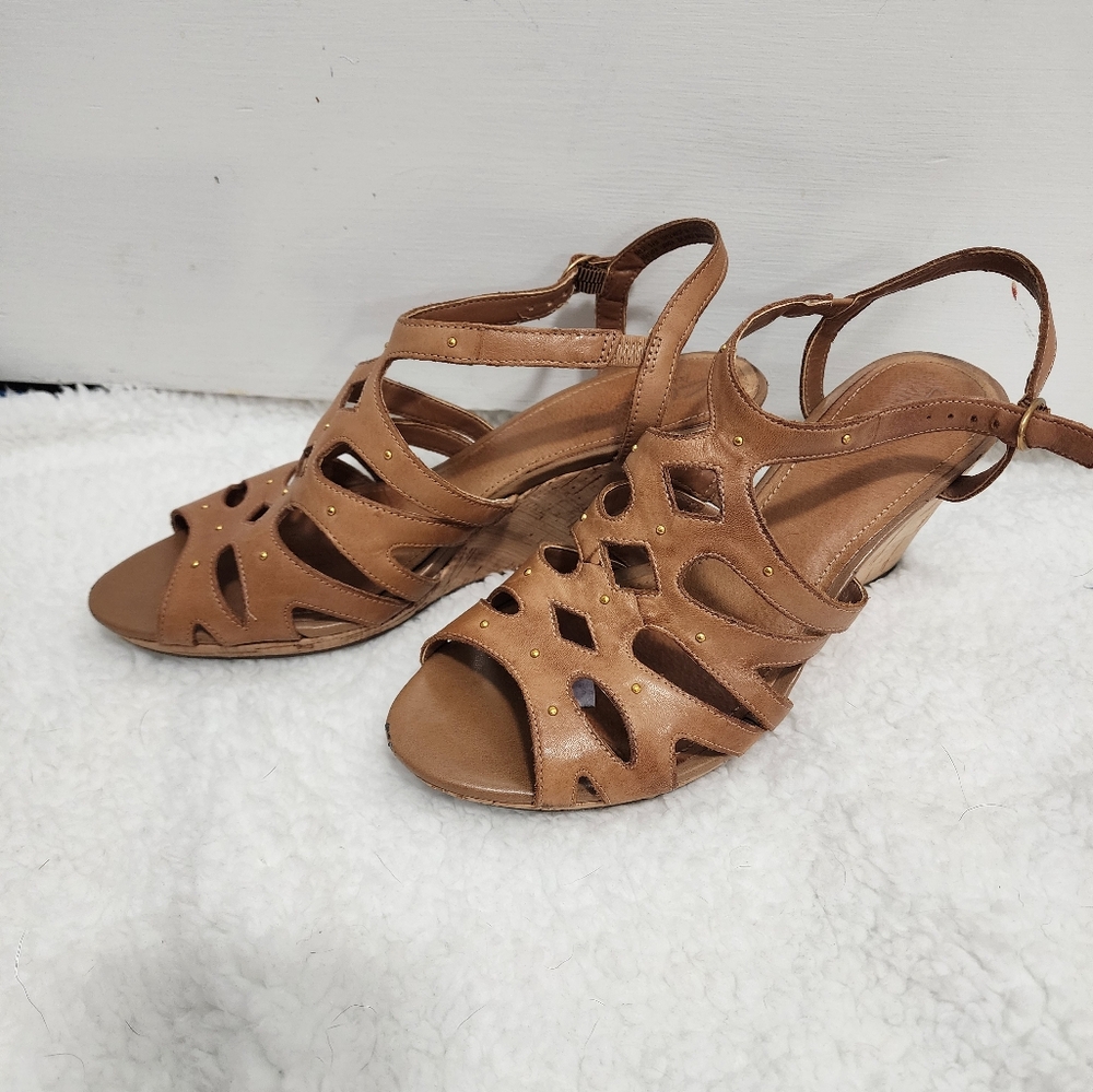 Clarks wedge sandals